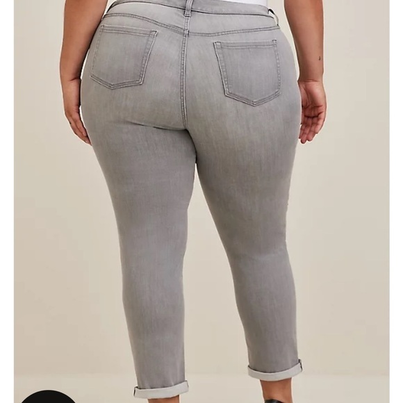 TORRID gray boyfriend straight super soft midrise jeans - Picture 3 of 7